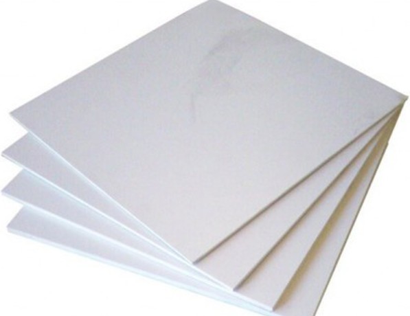 Фторопластовая пластина белая Ф-4 3х300х300 мм ТУ 6-05-810-88 фото