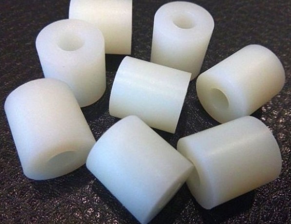 Капролоновая втулка голубая ПА 6 Б 60х1000 мм ТУ 2224-001-78534599-2006 фото