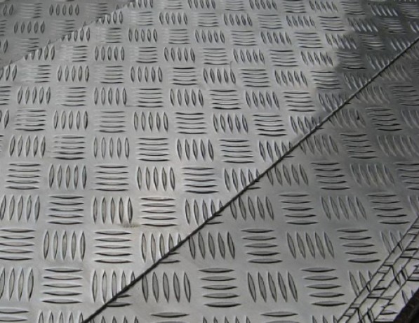 Лист нержавеющий рифленый г/к квинтет 20Х23Н18 10 мм фото