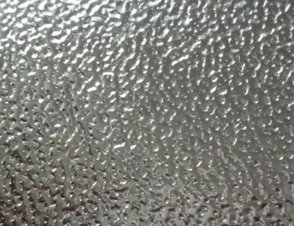 Лист нержавеющий рифленый г/к апельсиновая корка 12Х18Н10Т-М4А 2,5 мм фото